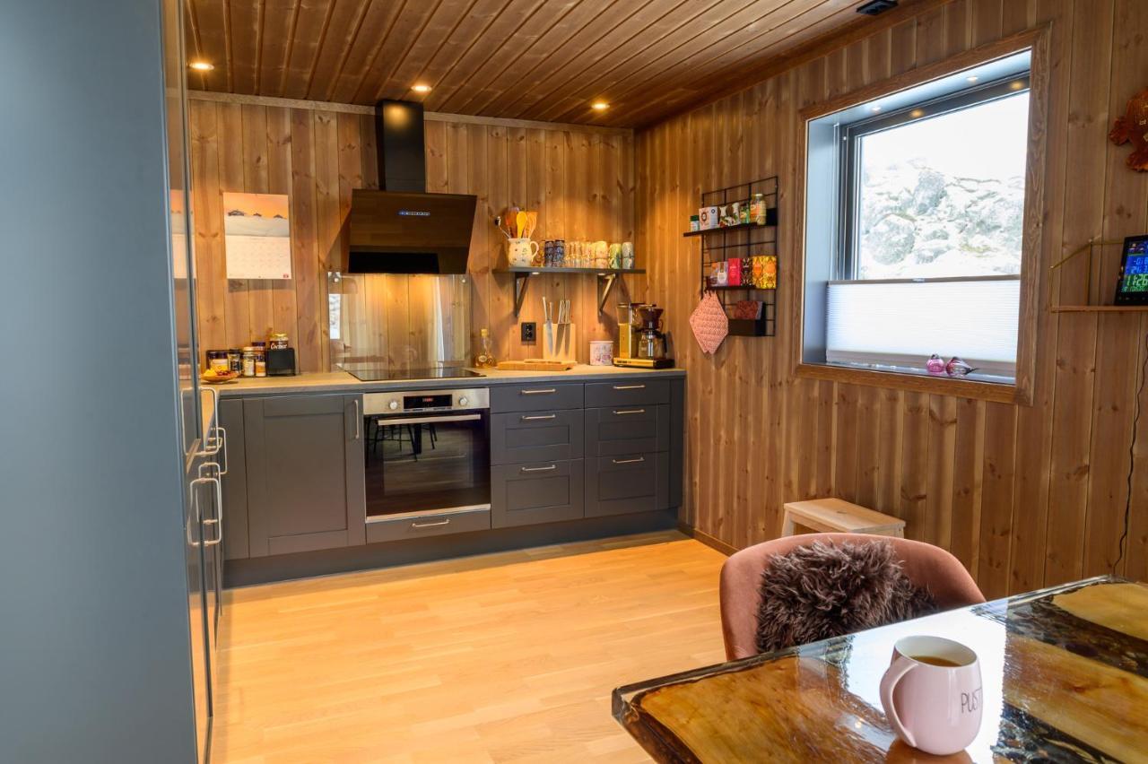 Superior Cabin Ballstad Lofoten Екстер'єр фото