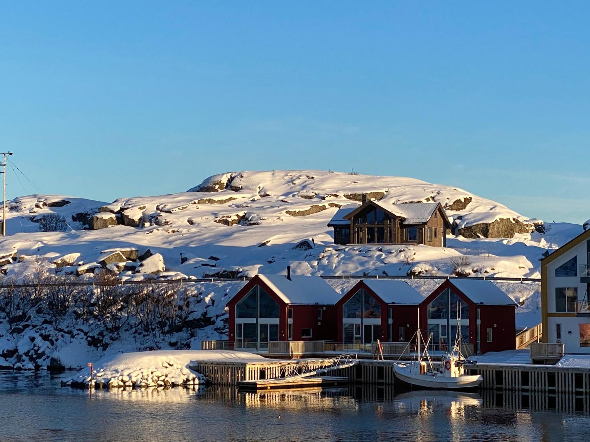 Superior Cabin Ballstad Lofoten Екстер'єр фото