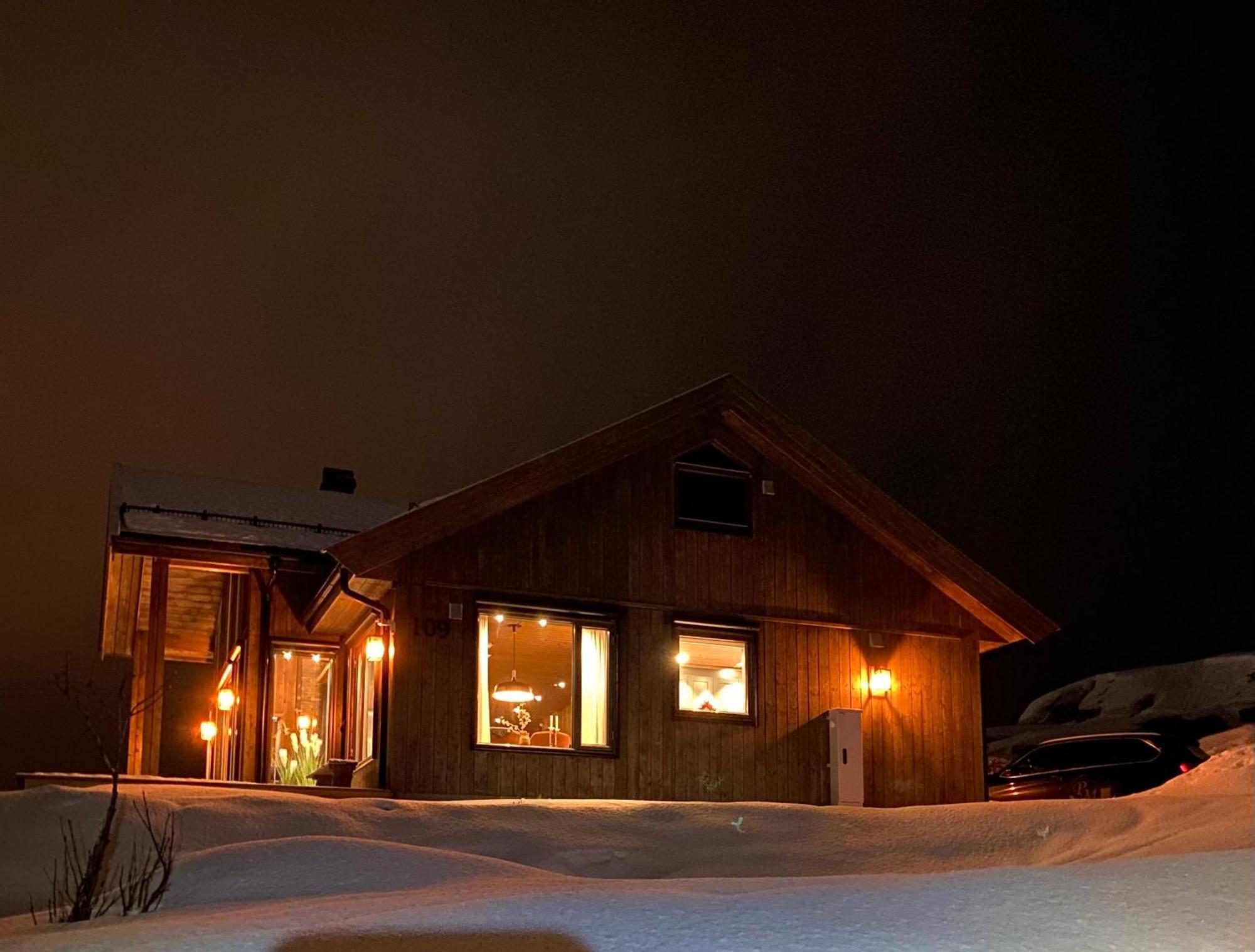 Superior Cabin Ballstad Lofoten Екстер'єр фото