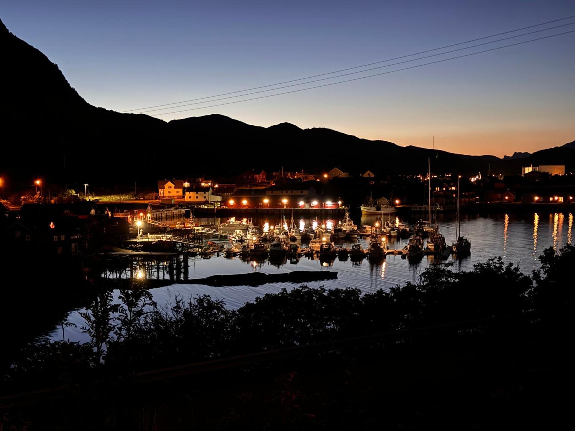 Superior Cabin Ballstad Lofoten Екстер'єр фото