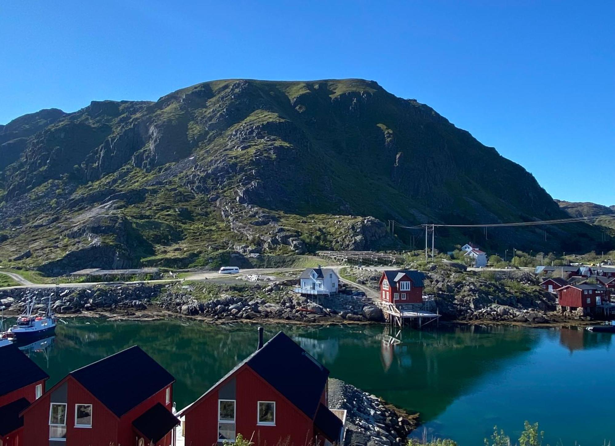 Superior Cabin Ballstad Lofoten Екстер'єр фото
